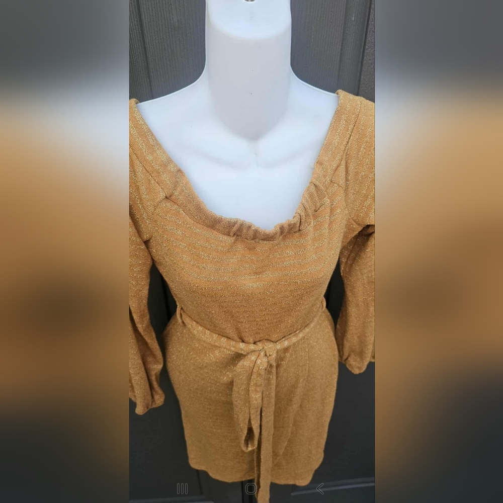 MEDIUM GOLD KNIT DRESS